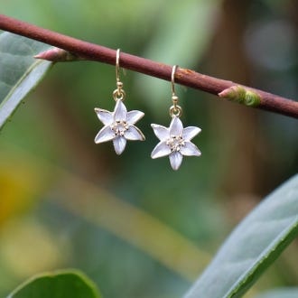 Alexander Thurlow Earrings, Lily Drop Gold