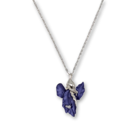 Image of the necklace featuring an iris-shaped pendant in blue-violet colour. The necklace chain is in metal silver as the casting of the pendant.