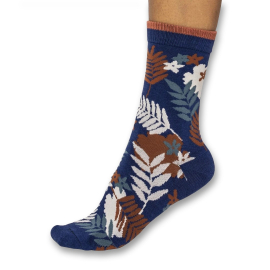 Side view of the one sock with a palm leaf pattern on a blue base.
