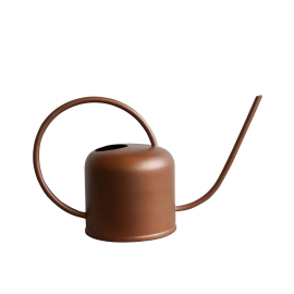 An attractive matt copper watering can made in India. Perfect to keep on display when not in use.
