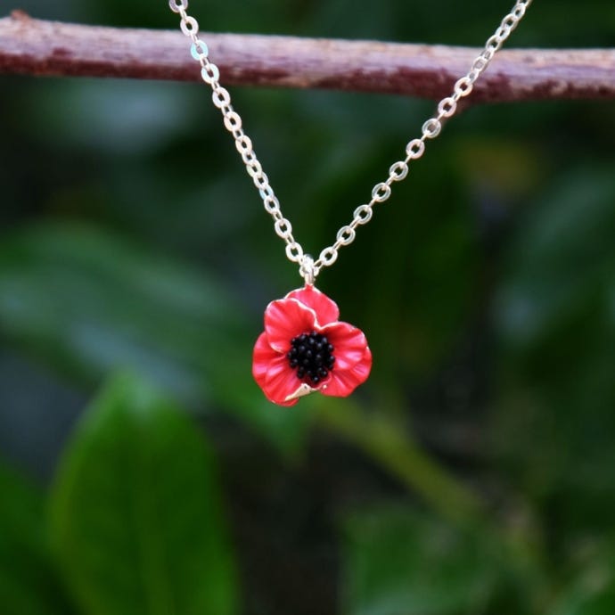 Alexander Thurlow Necklace, Small Poppy Silver