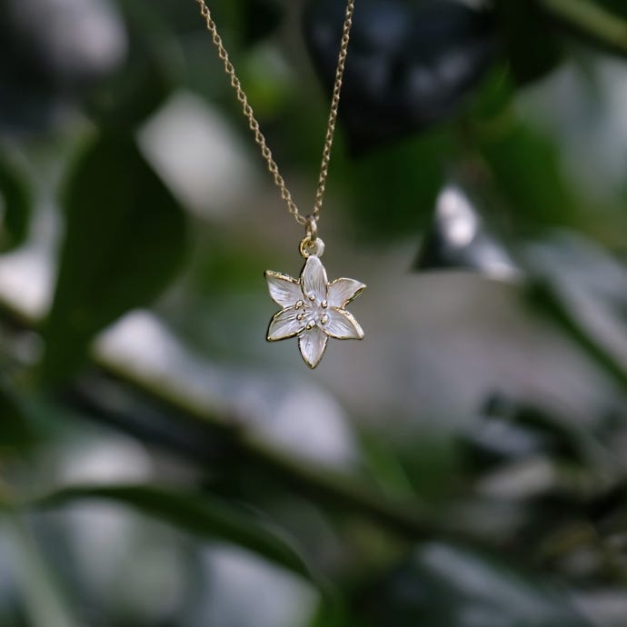Necklace, Lily White Gold