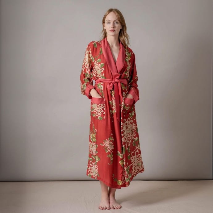 One Hundred Stars - Chrysanthemum Red Gown