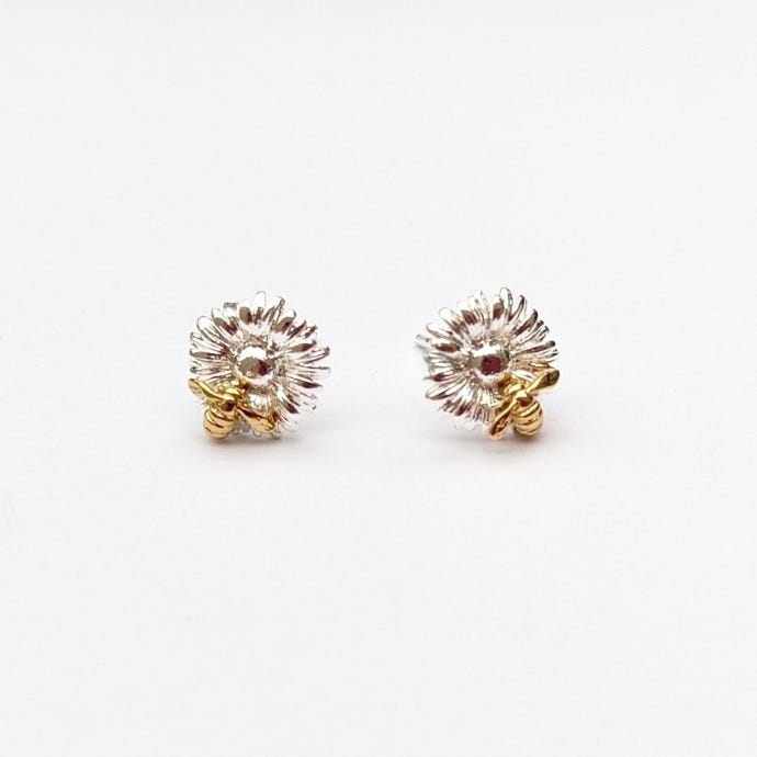 Kew x Bill Skinner Daisy & Bee Stud Earrings