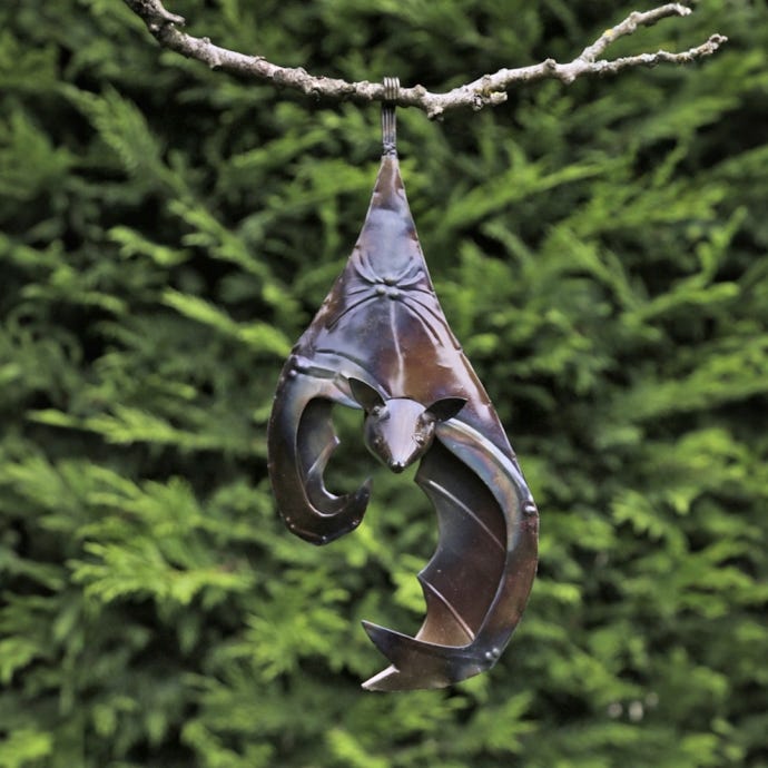 Hanging Metal Bat with Curved Wings