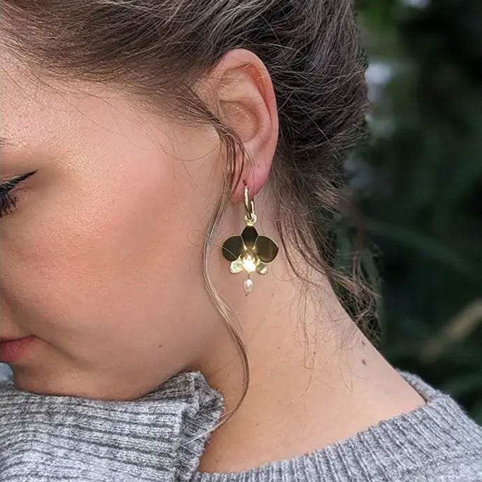 Kew Orchid Pearl Hoop Earrings
