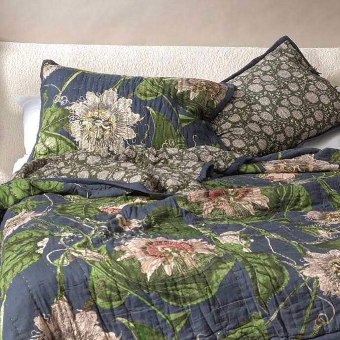Kew Pair of Passion Flower Grey Pillow Shams